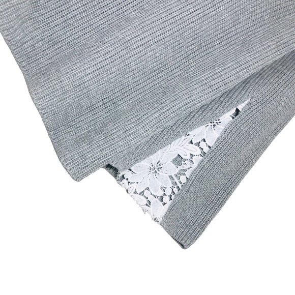 525 AMERICA Bell Sleeve Sweater Knit Floral Lace Pullover Size Small - Picture 2 of 9